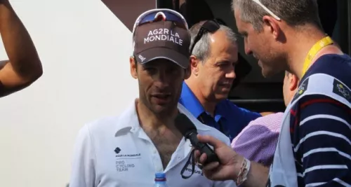 Le Lyonnais Jean-Christophe Péraud termine 2e du Tour de France