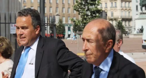 Incidents lors des matchs de l’Algérie : passe d'armes entre Collomb et Broliquier