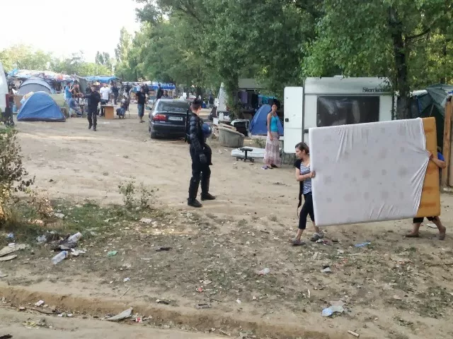 Roms à Saint-Genis-les-Ollières : l'installation débute