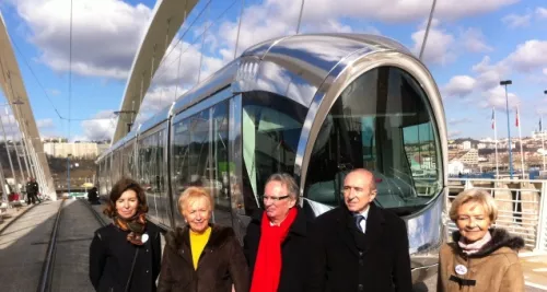 Le prolongement du T1 et le pont Raymond Barre inaugurés en grande pompe ce mercredi