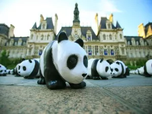 Des pandas envahissent la place des Terreaux