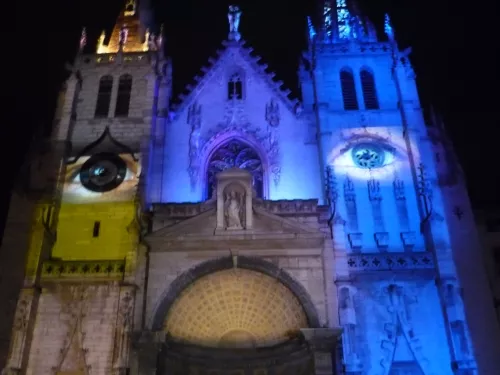 La Fête des Lumières se poursuit