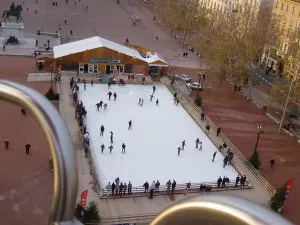 La patinoire Bellecour rouvre ses portes