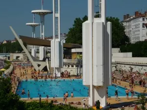 Les piscines lyonnaises ont connu leur record d'affluence