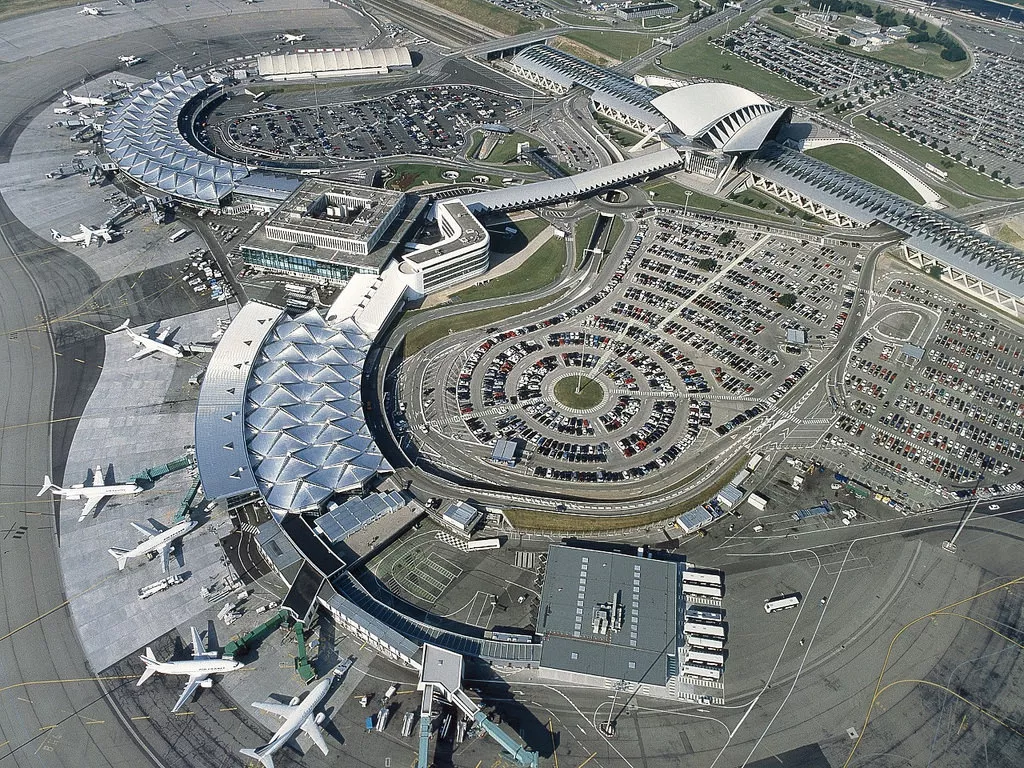 Privatisation de l’aéroport Lyon Saint-Exupéry : Emmanuel Macron reçoit les actionnaires ce mercredi