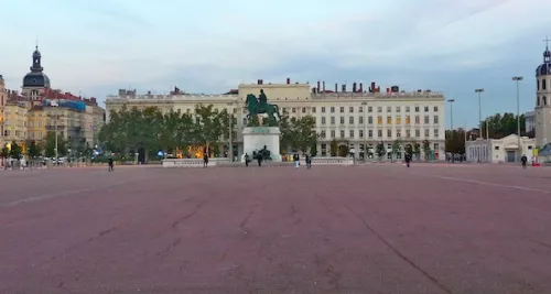 Lyon : tentative de record du monde sur la place Bellecour