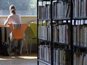 La Bibliothèque municipale de la Part-Dieu aide les lycéens à réviser le bac