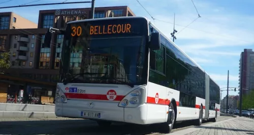 Le nouveau "site propre" de la rue Garibaldi s’ouvre aux transports en commun