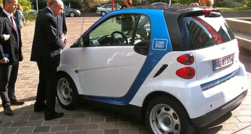 Lyon : des ex salariées attaquent Car2go aux prud’hommes