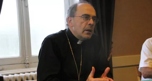 De retour à Lyon, le cardinal Barbarin parle d’un séjour "touchant" en Irak