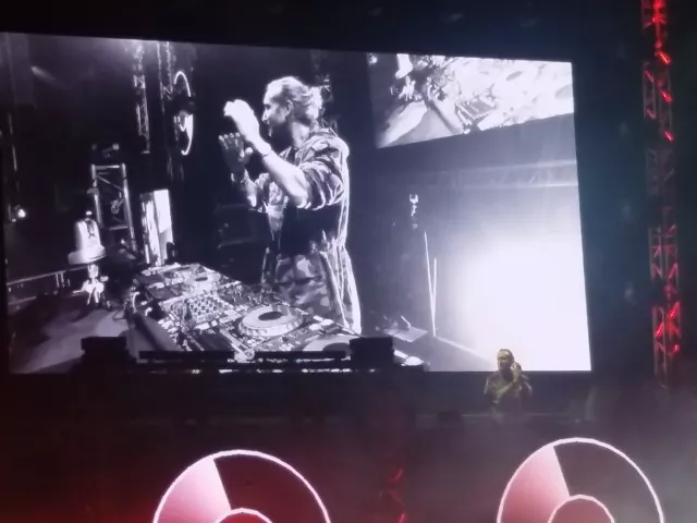 David Guetta a enflammé la Halle Tony Garnier !