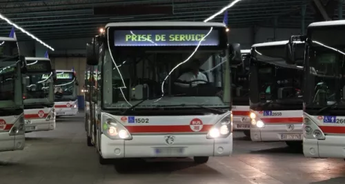 Les lignes Pleine Lune suspendues cet été