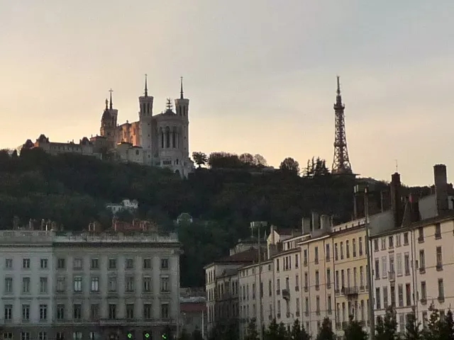 Bientôt une expérience de tir laser entre Lyon et Vaulx-en-Velin !