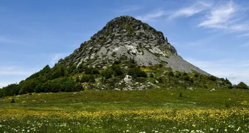 Rhône-Alpes : l'accès à la source de la Loire sera gratuit cet été