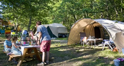 Une PME lyonnaise spécialisée dans le camping veut conquérir la Chine