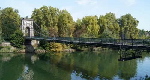 Le pont de l’Ile Barbe ne rouvrira pas avant mars 2014