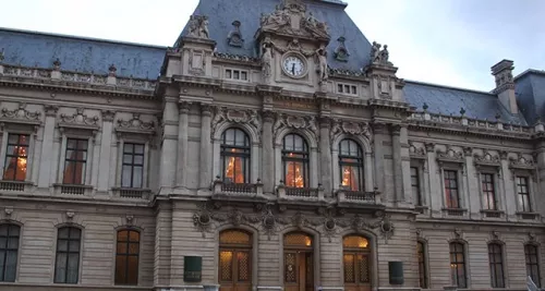 Lyon : des collégiens et lycéens commémorent le centenaire de la Première Guerre Mondiale