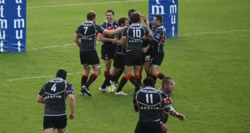 Le LOU Rugby prend de la hauteur face à Pau (39-7)