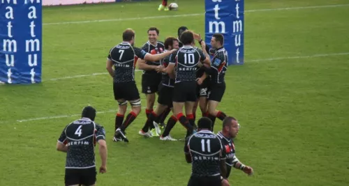 Le LOU Rugby s’offre une nouvelle victoire au Matmut Stadium face à La Rochelle (25-14)
