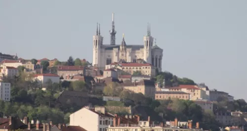 La Région Rhône-Alpes se voit attribuer la note AA- par Standard & Poor’s