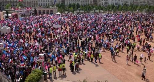 Rassemblement d'un collectif contre "la théorie du genre" à l'école