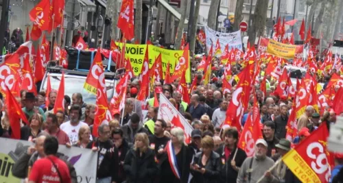 Les salariés de Colas Rhône-Alpes Auvergne ont manifesté mardi