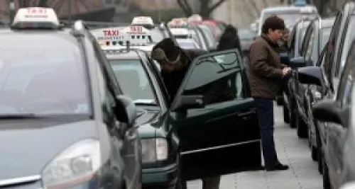 Manifestation de taxis : "on espère un millier de véhicules" dans les rues de Lyon le 10 janvier