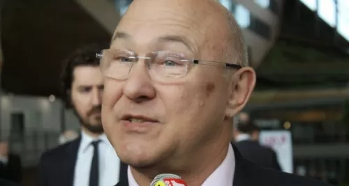 Depuis Lyon, Michel Sapin et Arnaud Montebourg évoquent l’avenir économique de la France