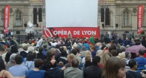 Lyon : un opéra de Mozart sur écran géant aux Terreaux