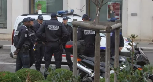 Lyon : Il oublie où il a garé sa voiture, le commissariat du 3e en état d’alerte
