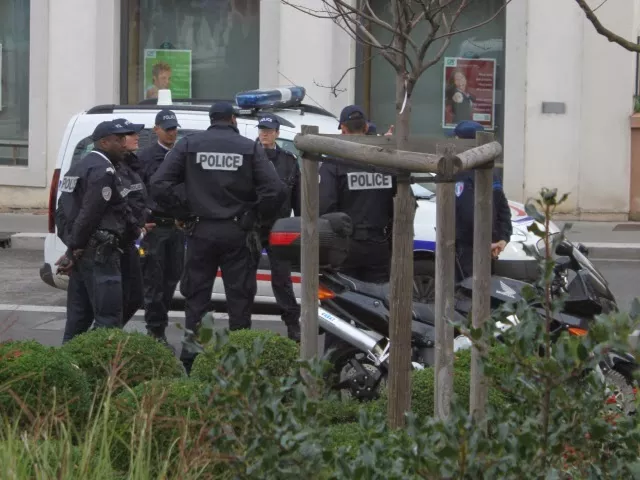 Vaulx-en-Velin : deux mineurs arrêtés pour avoir tiré des mortiers sur des policiers