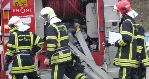 Logement : les pompiers veulent s’inviter chez Grand Lyon Habitat vendredi