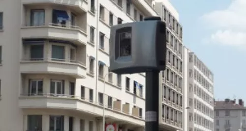 De Caluire à Lyon, un radar feu-rouge déménage