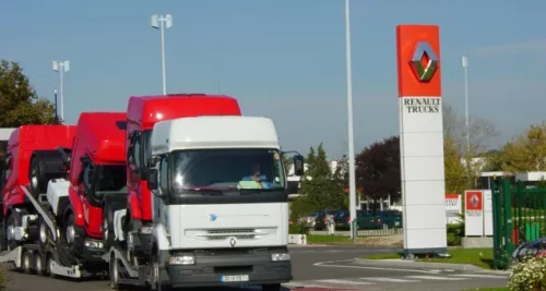 Suppression de postes chez Renault Trucks : le Rhône durement touché