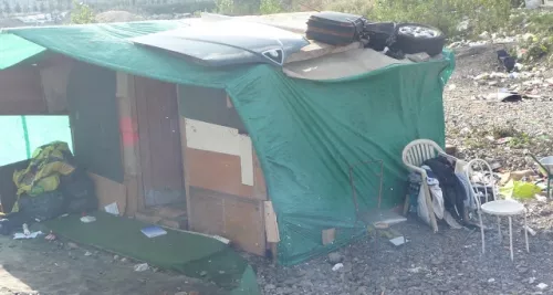 Un campement de Roms évacué près de Lyon au lendemain du drame du 8e