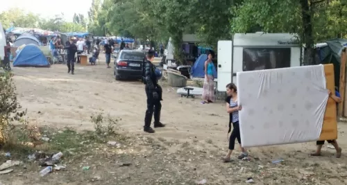 Saint-Fons : un camp d’une centaine de Roms évacués tôt mercredi matin