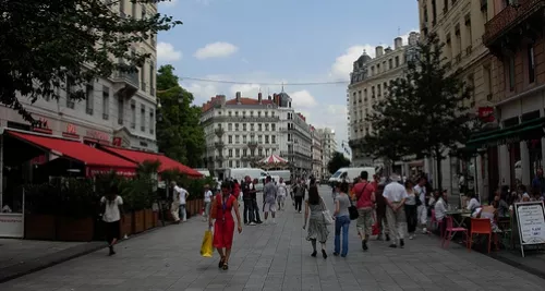 Lyon : la rue de la Ré achetée 313 millions d’euros par le Duc de Westminster