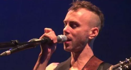 Complet au Transbo, Asaf Avidan rajoute une date à Lyon