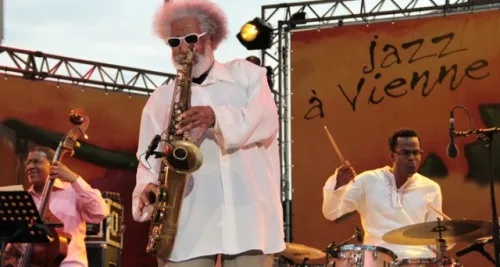 Jazz à Vienne : Sonny Rollins, victime de problèmes de santé, remplacé par Ahmad Jamal