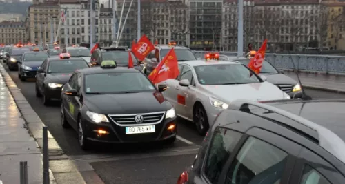 Lyon : les taxis vont bloquer les gares ce mercredi