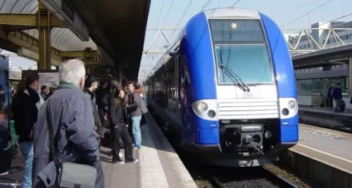 Trafic SNCF perturbé dans la région, un TGV Lyon-Grenoble a percuté un piéton