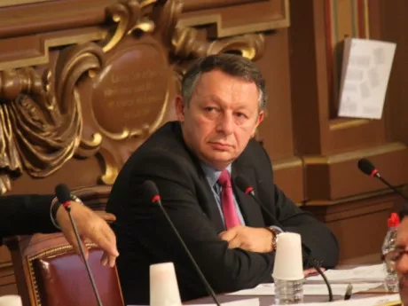 Délégation de pouvoirs étendue pour Thierry Braillard au Ministère de la Ville, de la Jeunesse et des Sports