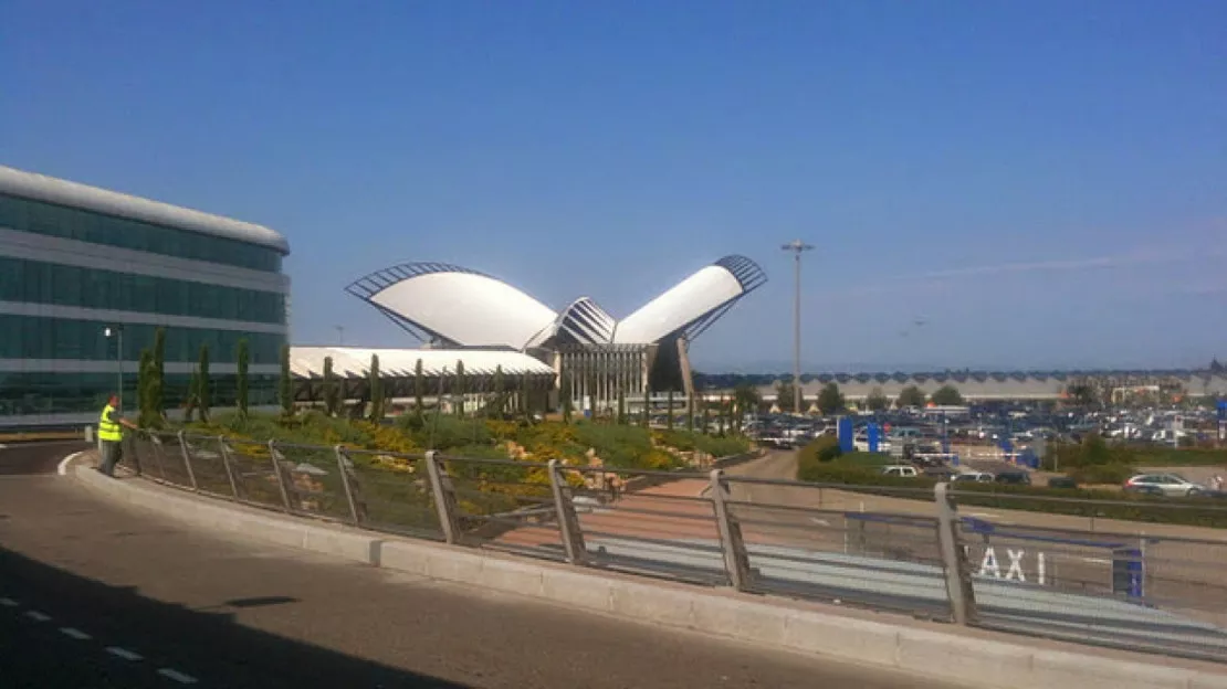 Privatisation de l'aéroport Saint-Exupéry : la CCI lance un appel à la mobilisation des entreprises