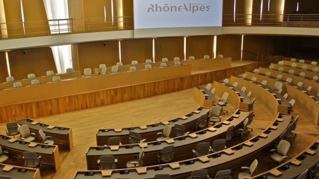 Régionales 2015 : un binôme EELV désigné pour le 1er tour en Rhône-Alpes-Auvergne