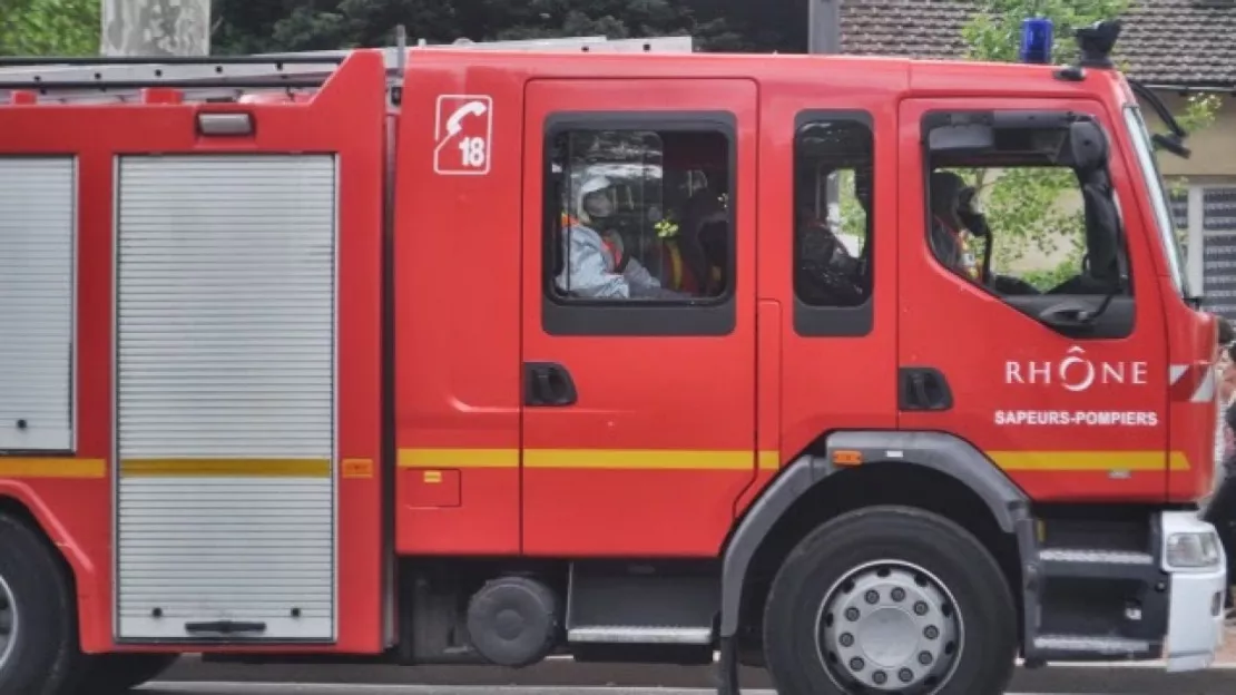 Lyon : il volait dans le casier des pompiers