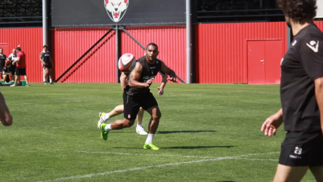 Les joueurs du LOU Rugby présentés à la Part-Dieu