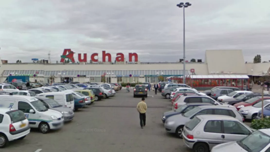 Auchan St Priest dans le Top 10 des hypermarchés de France au plus gros chiffre d’affaires