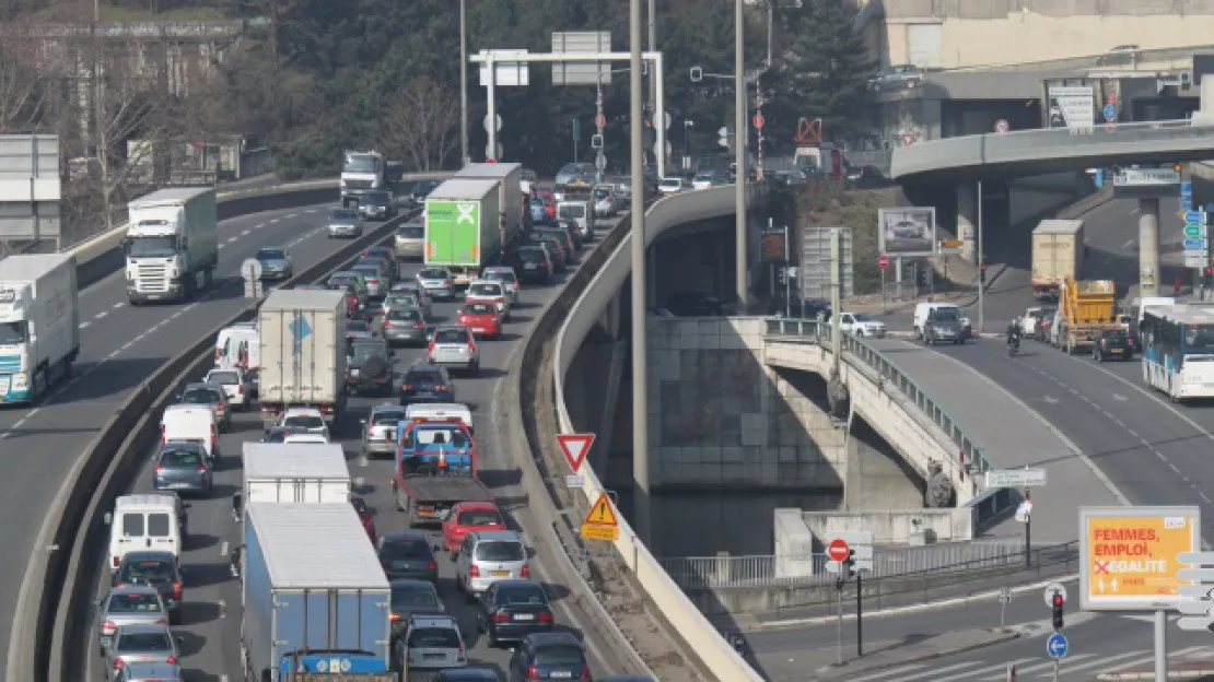 Un accident impliquant plusieurs voitures provoque la fermeture du tunnel sous Fourvière