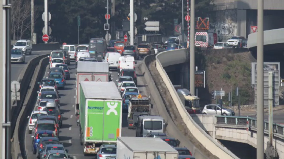 Rhône-Alpes : encore du monde ce samedi sur les routes menant aux stations de ski !