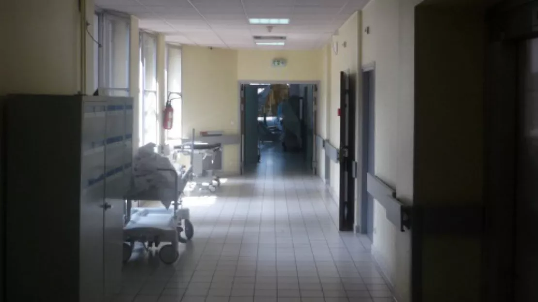 Un infirmier agressé au couteau à l’hôpital du Vinatier